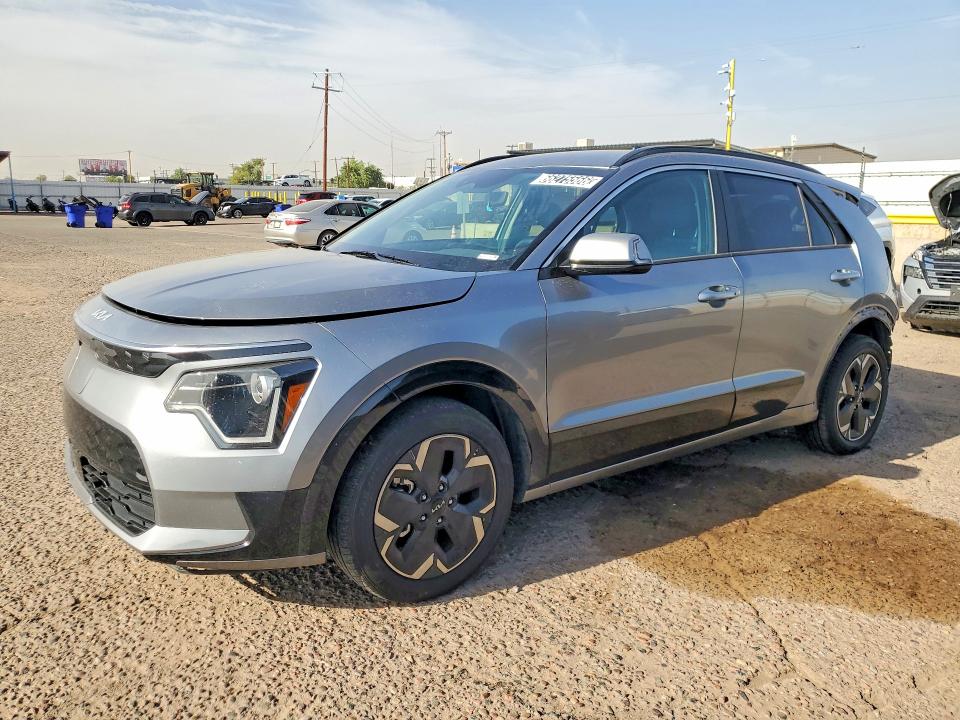 KIA NIRO 2024 with VIN KNDCR3L1XR5097832 - Photo from auction