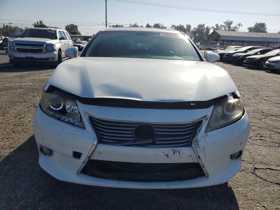 Photo 5 from auction – 2013 LEXUS ES with VIN JTHBK1GG3D2043509