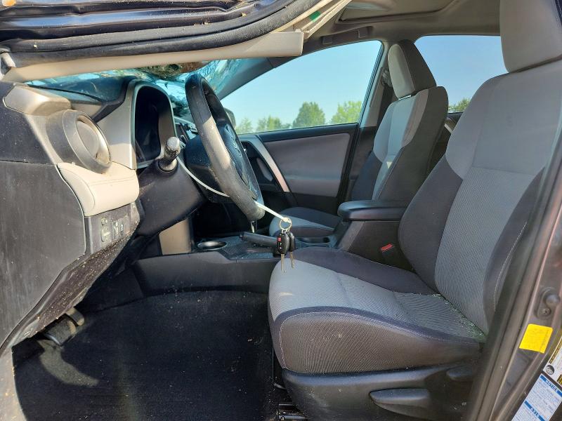 Photo 7 from auction – 2015 TOYOTA RAV4 with VIN JTMRFREV8FD131662