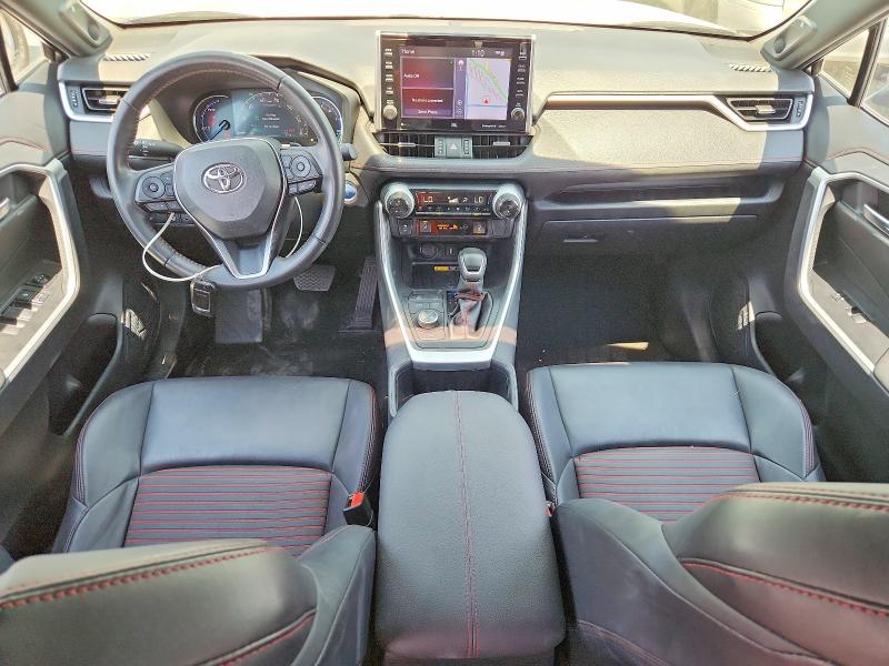Photo 8 from auction – 2022 TOYOTA RAV4 PRIME with VIN JTMEB3FV1ND080154