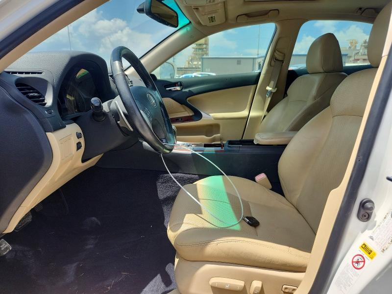 Photo 7 from auction – 2007 LEXUS IS with VIN JTHBE262272007785