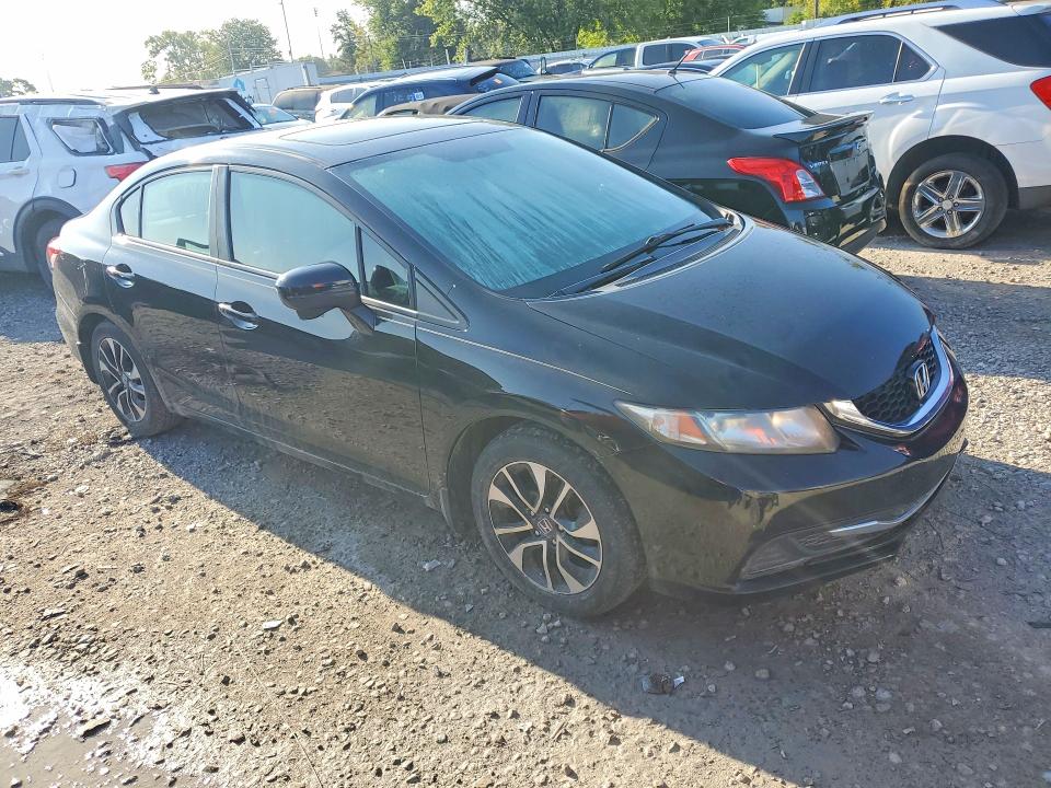 Снимка 4 от търг – 2015 HONDA CIVIC с VIN 19XFB2F83FE025746