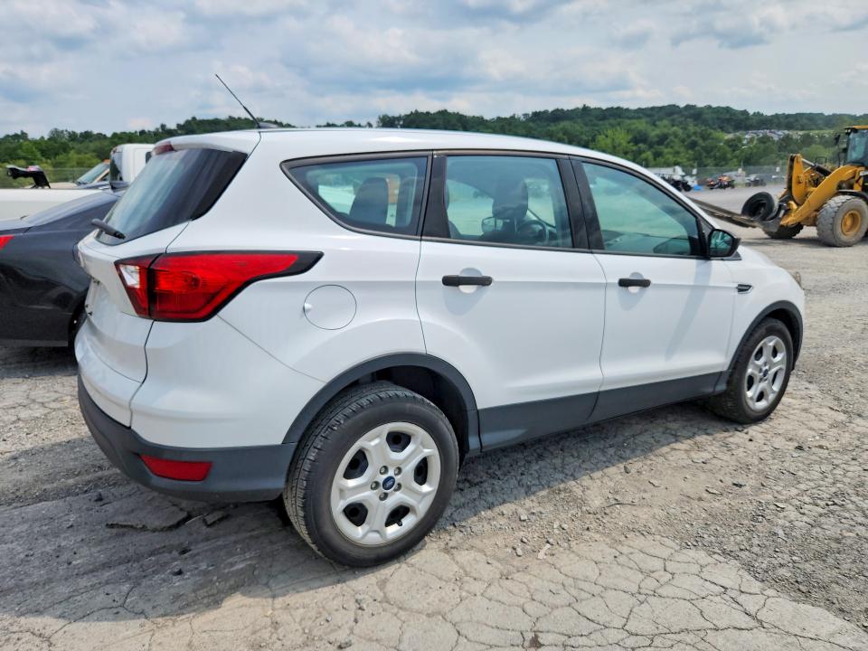 Photo 3 from auction – 2019 FORD ESCAPE with VIN 1FMCU0F77KUB96161