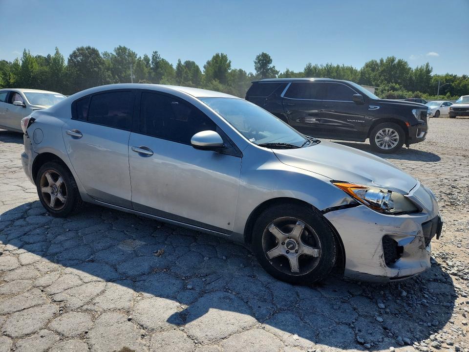 Photo 4 from auction – 2013 MAZDA 3 with VIN JM1BL1TF1D1847373
