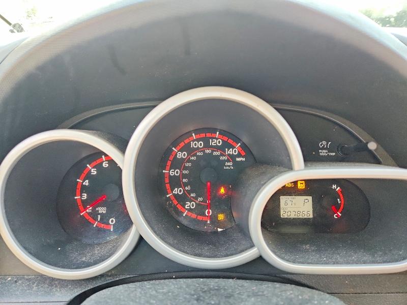 Photo 9 from auction – 2010 TOYOTA COROLLA MATRIX with VIN 2T1LE4EE5AC013893