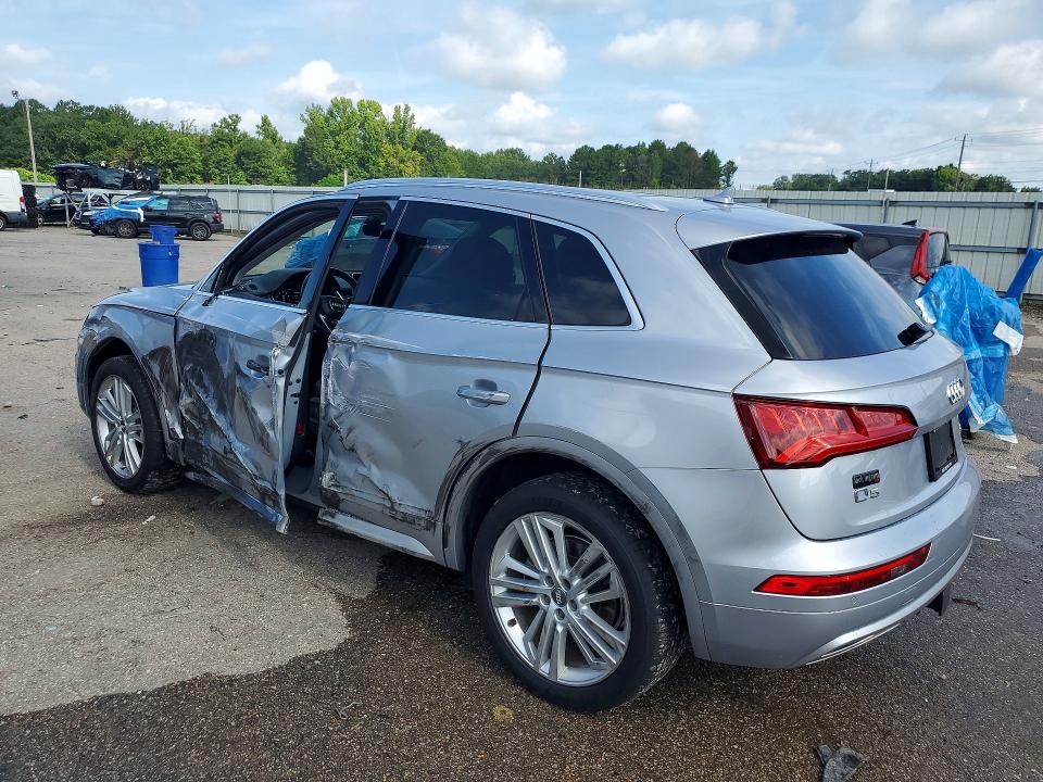 Снимка 2 от търг – 2018 AUDI Q5 с VIN WA1BNAFY0J2134892
