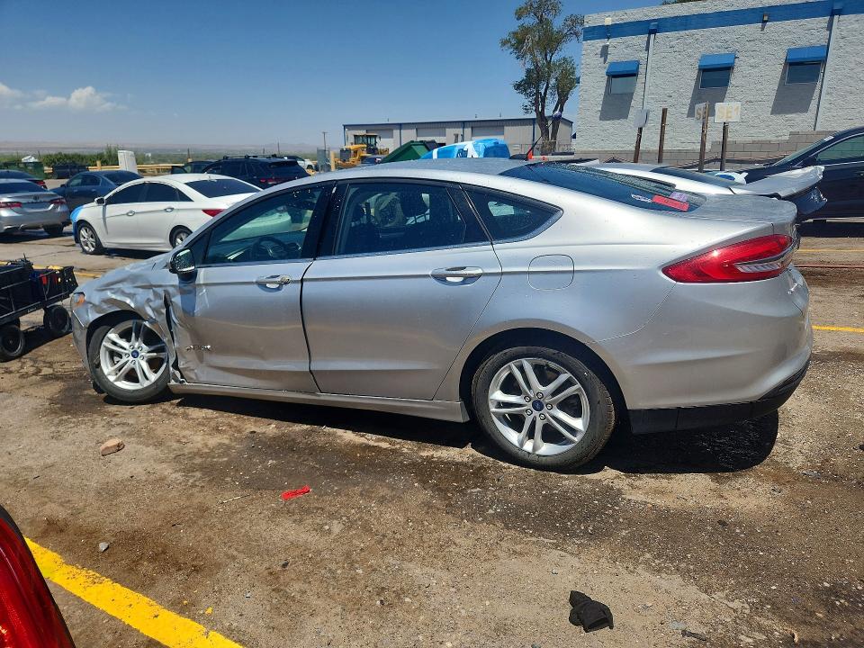 Photo 2 from auction – 2018 FORD FUSION with VIN 3FA6P0LU5JR169295