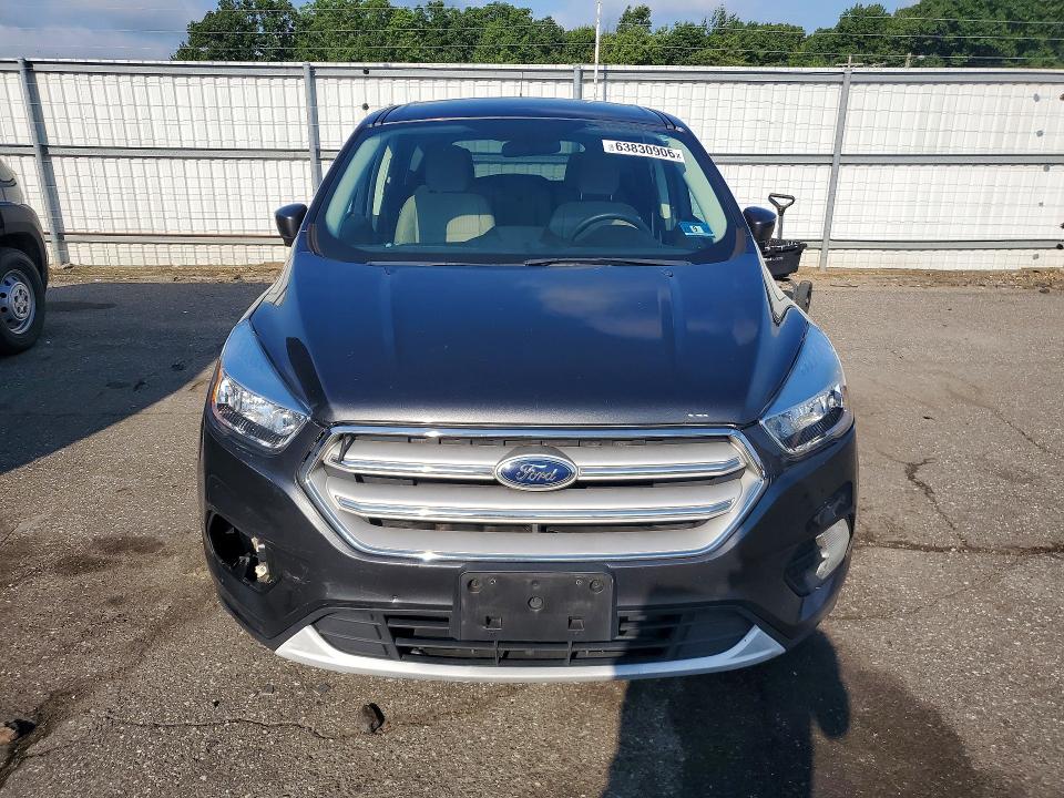 Photo 5 from auction – 2019 FORD ESCAPE with VIN 1FMCU9GD8KUB98896