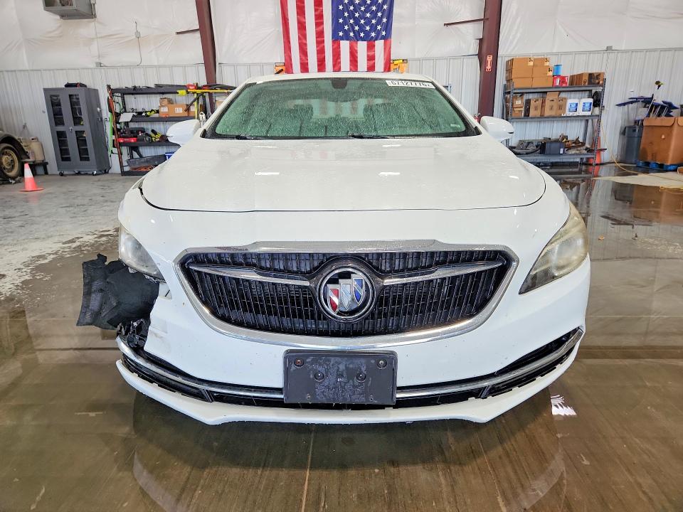 Снимка 5 от търг – 2017 BUICK LACROSSE с VIN 1G4ZP5SSXHU210975