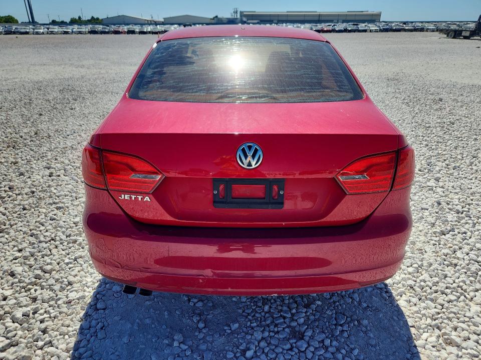 Zdjęcie 6 z aukcji – 2014 VOLKSWAGEN JETTA z VIN 3VW2K7AJ4EM438301