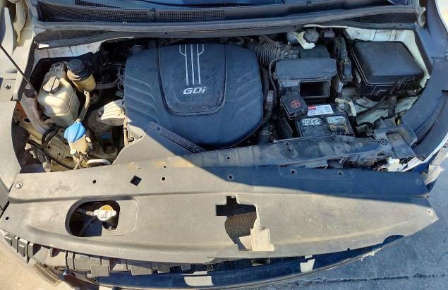 Photo 12 from auction – 2015 KIA SEDONA with VIN KNDMA5C10F6029424