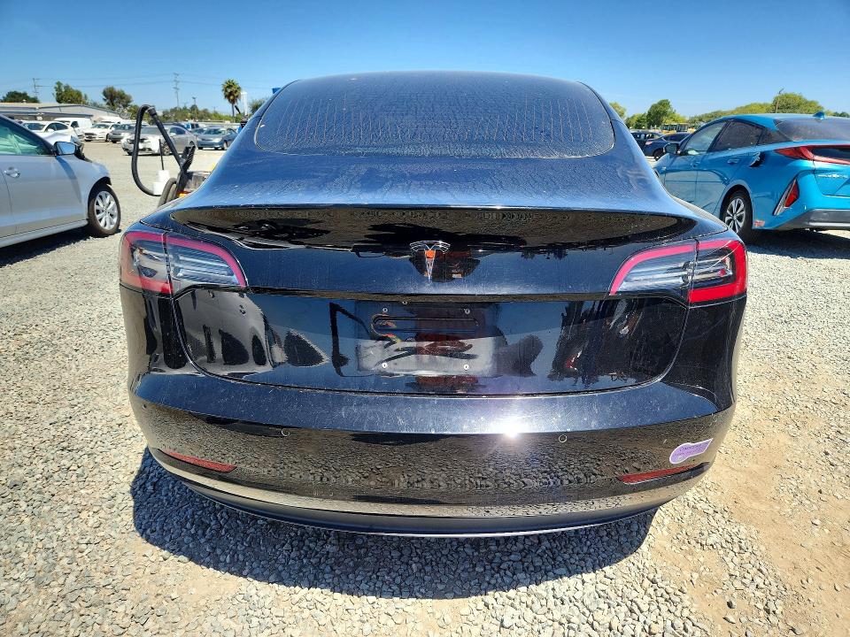 Photo 6 from auction – 2018 TESLA MODEL 3 with VIN 5YJ3E1EA0JF155253