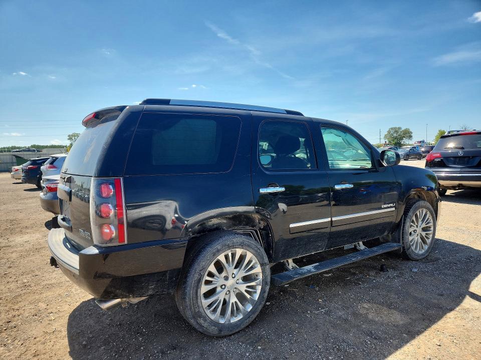 Photo 3 from auction – 2010 GMC YUKON with VIN 1GKUKEEF1AR268241