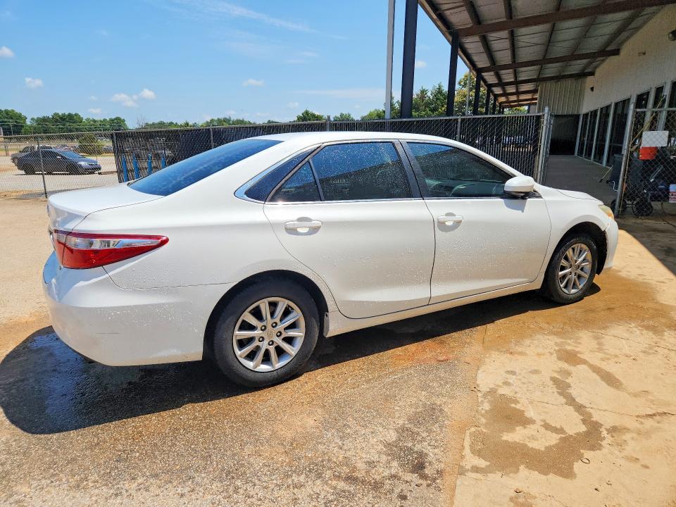 Photo 3 from auction – 2016 TOYOTA CAMRY with VIN 4T1BF1FK3GU118113