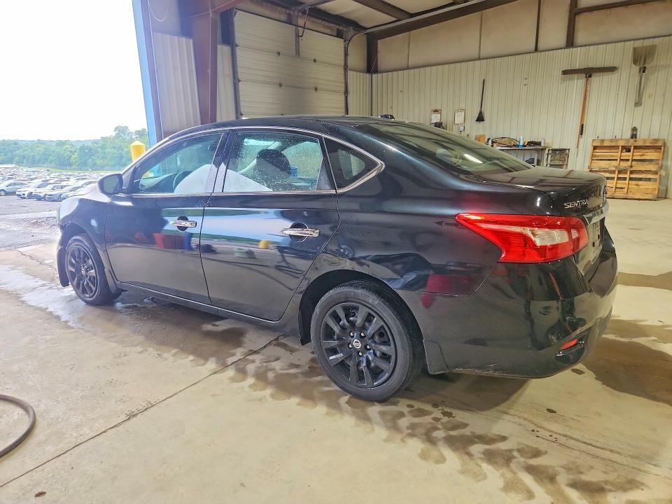 Photo 2 from auction – 2016 NISSAN SENTRA with VIN 3N1AB7AP6GL677041