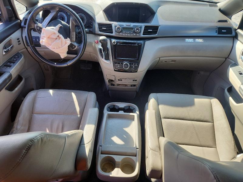 Снимка 8 от търг – 2016 HONDA ODYSSEY с VIN 5FNRL5H91GB027962