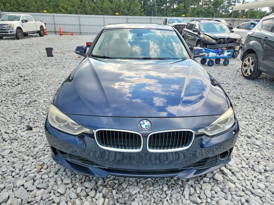 Photo 5 from auction – 2013 BMW 328 with VIN WBA3B5C52DF595090