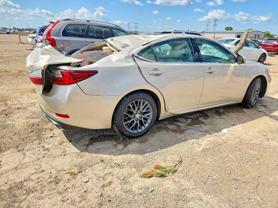 Photo 3 from auction – 2018 LEXUS ES with VIN 58ABK1GG8JU108148