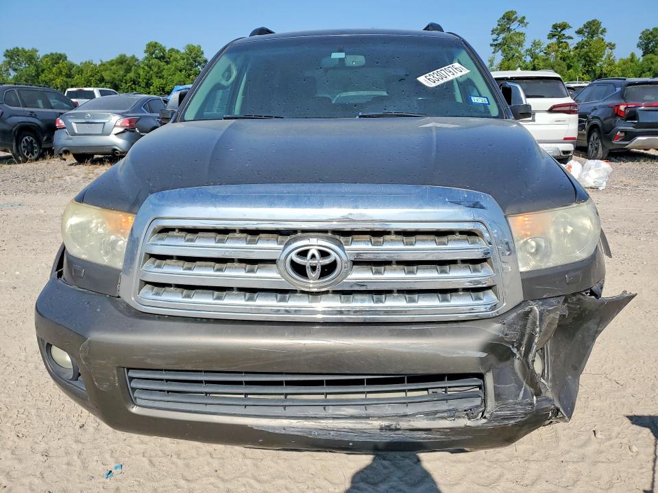 Photo 5 from auction – 2011 TOYOTA SEQUOIA with VIN 5TDJW5G12BS047724