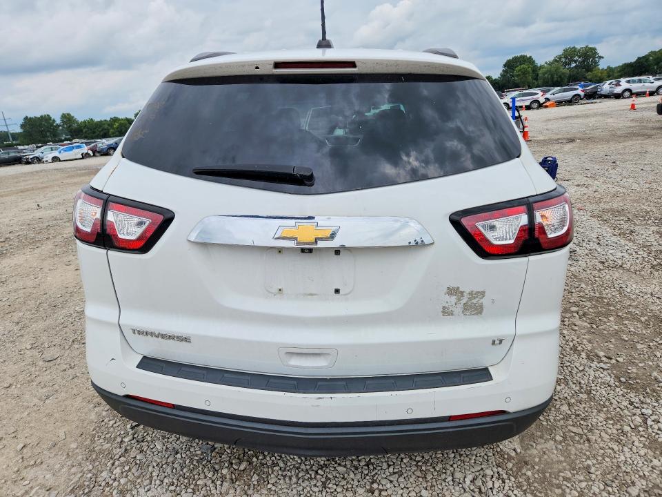 Photo 6 from auction – 2017 CHEVROLET TRAVERSE with VIN 1GNKRGKD6HJ236821