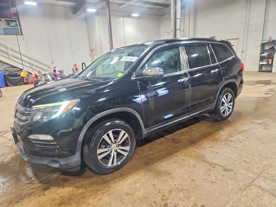 HONDA PILOT 2016 with VIN 5FNYF6H74GB048652 - Photo from auction