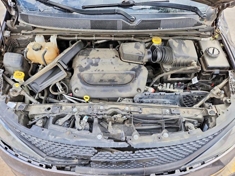 Photo 12 from auction – 2023 CHRYSLER VOYAGER with VIN 2C4RC1CG1PR559991