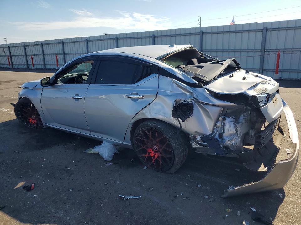 Photo 2 from auction – 2019 NISSAN ALTIMA with VIN 1N4BL4BVXKN317487