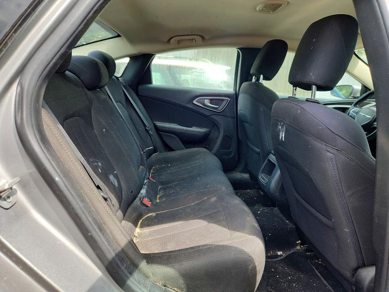 Photo 10 from auction – 2015 CHRYSLER 200 with VIN 1C3CCCAB4FN744044