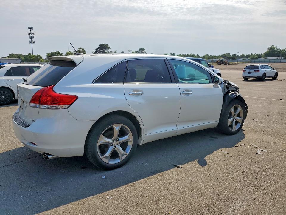 Photo 3 from auction – 2011 TOYOTA VENZA with VIN 4T3BK3BB3BU048805