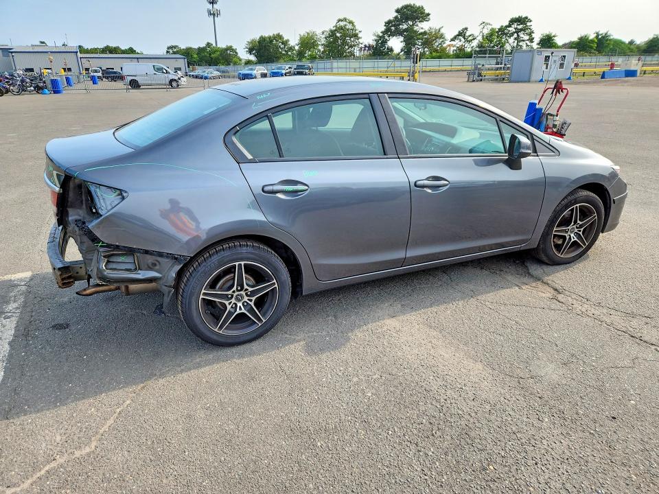 Photo 3 from auction – 2013 HONDA CIVIC with VIN 2HGFB2F5XDH583375