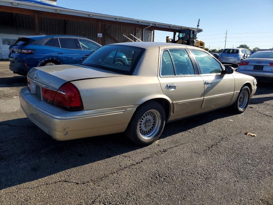 Снимка 3 от търг – 1999 MERCURY GRAND MARQUIS с VIN 2MEFM75W0XX727105