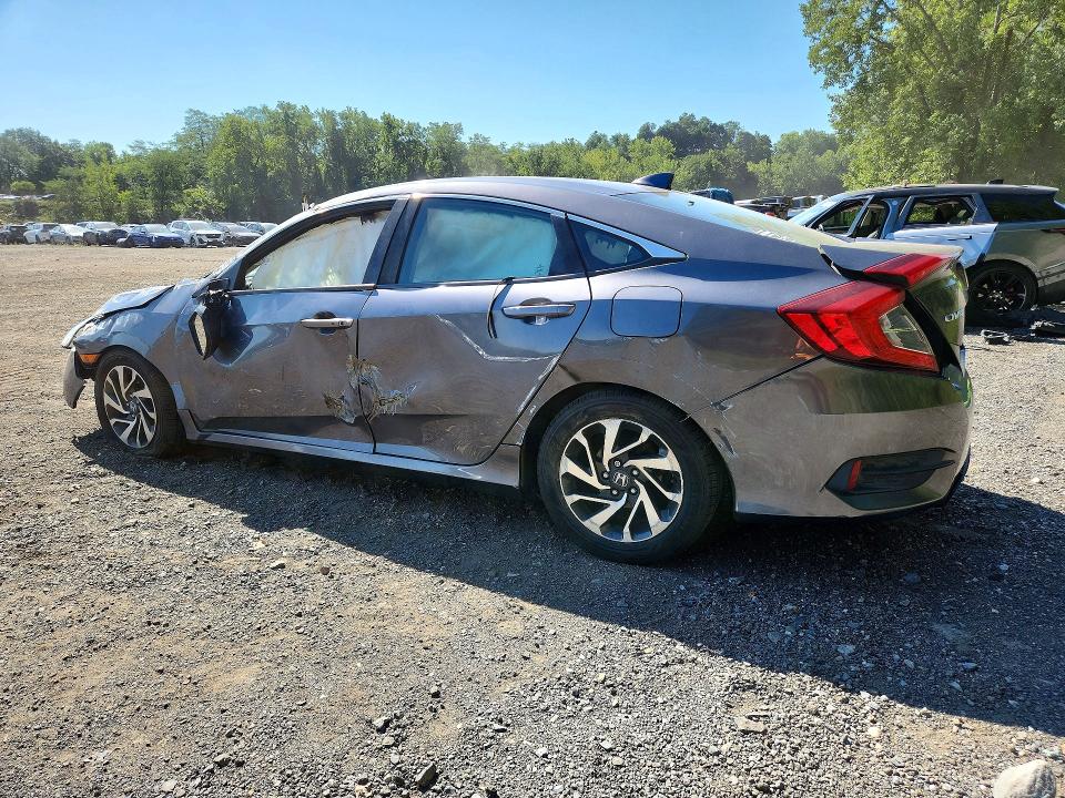 Photo 2 from auction – 2017 HONDA CIVIC with VIN 19XFC2F79HE222380