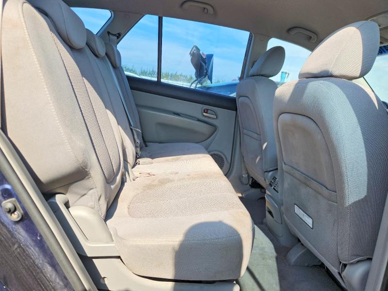 Photo 11 from auction – 2007 KIA RONDO with VIN KNAFG526X77066140