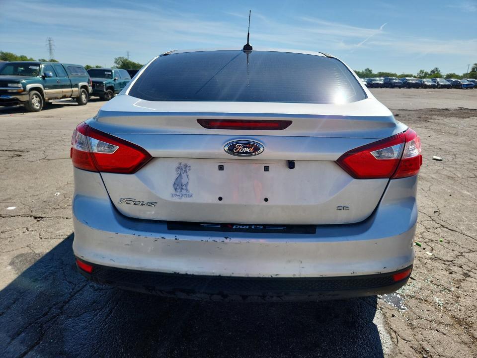 Photo 6 from auction – 2014 FORD FOCUS with VIN 1FADP3F25EL360979