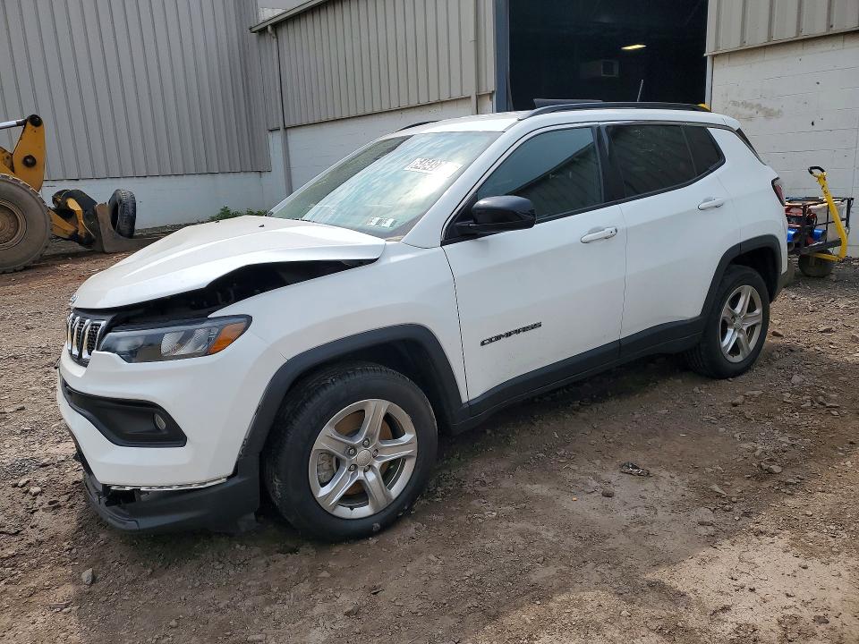 JEEP COMPASS 2023 with VIN 3C4NJDBN1PT561646 - Photo from auction