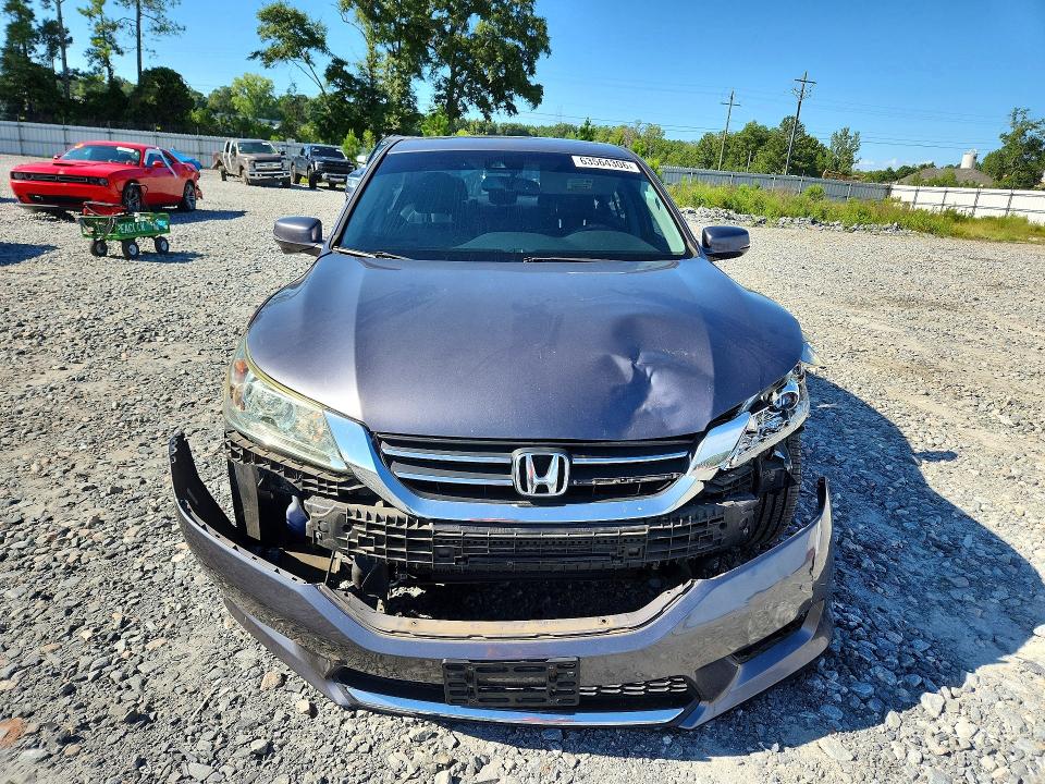 Photo 5 from auction – 2014 HONDA ACCORD with VIN 1HGCR2F83EA193890