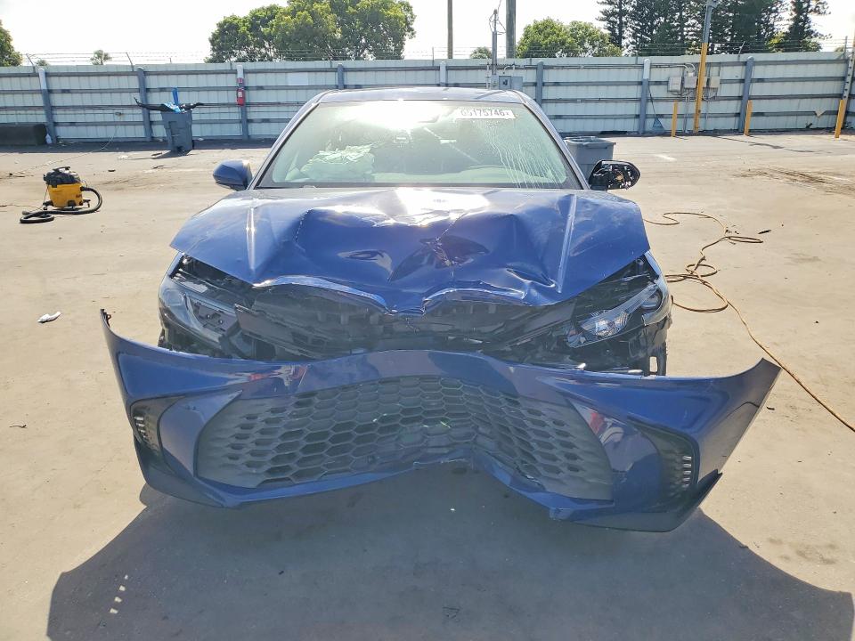 Снимка 5 от търг – 2025 TOYOTA CAMRY с VIN 4T1DAACK1SU019486