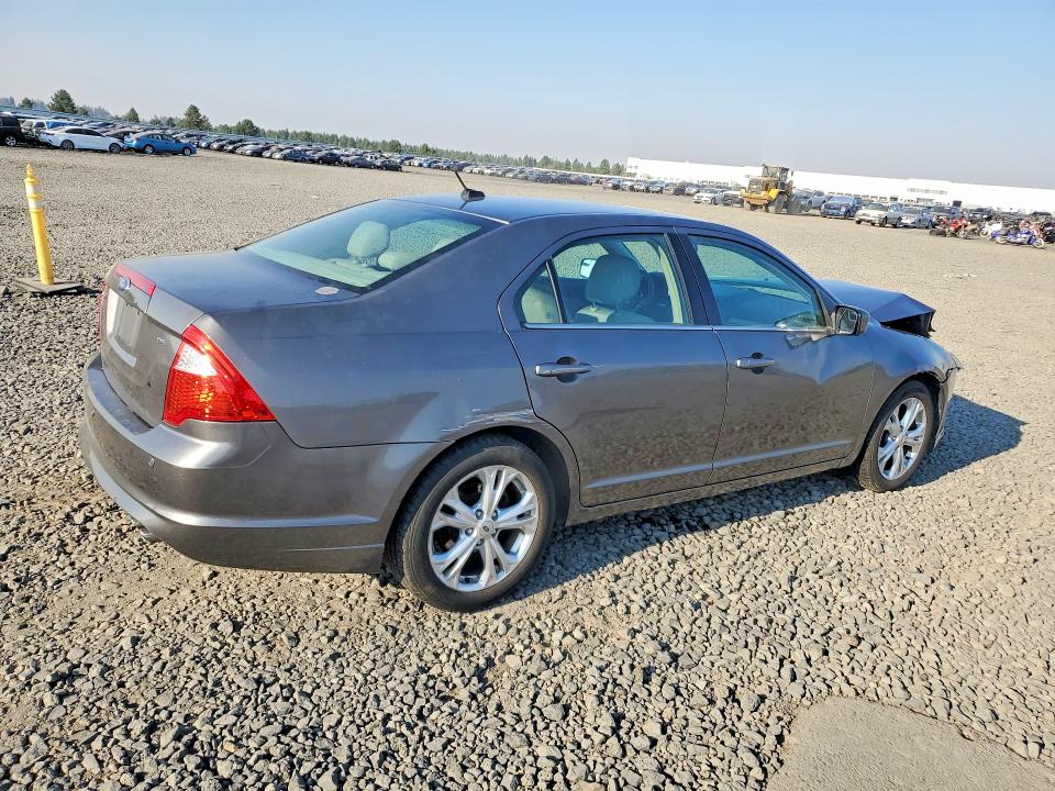 Photo 3 from auction – 2012 FORD FUSION with VIN 3FAHP0HA1CR250188