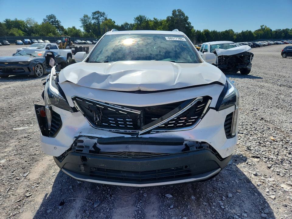 Photo 5 from auction – 2019 CADILLAC XT4 with VIN 1GYFZDR46KF109909