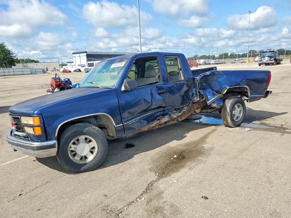 GMC SIERRA 1998 with VIN 1GTEC19MXWE560659 - Photo from auction