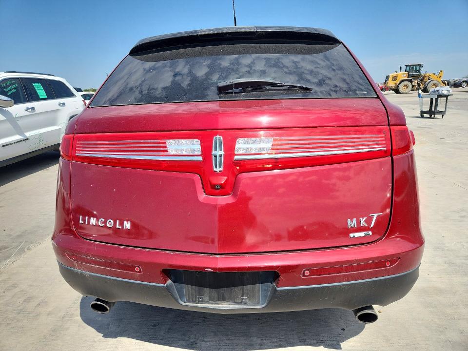 Photo 6 from auction – 2014 LINCOLN MKT with VIN 2LMHJ5AT9EBL57625