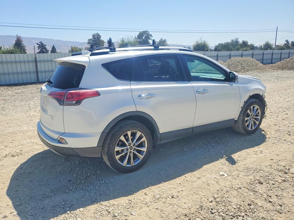 Photo 3 from auction – 2017 TOYOTA RAV4 with VIN 2T3DFREV8HW559358