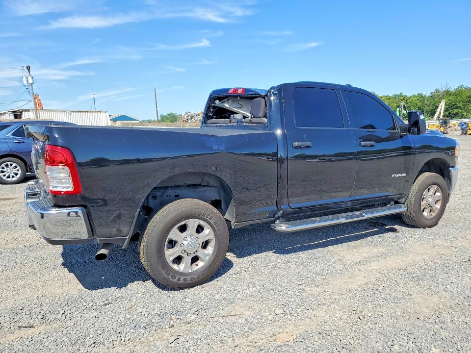 Photo 3 from auction – 2024 RAM 2500 with VIN 3C6UR5DJ8RG386495