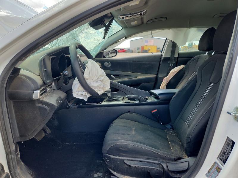 Photo 7 from auction – 2023 HYUNDAI ELANTRA with VIN 5NPLM4AG3PH106699