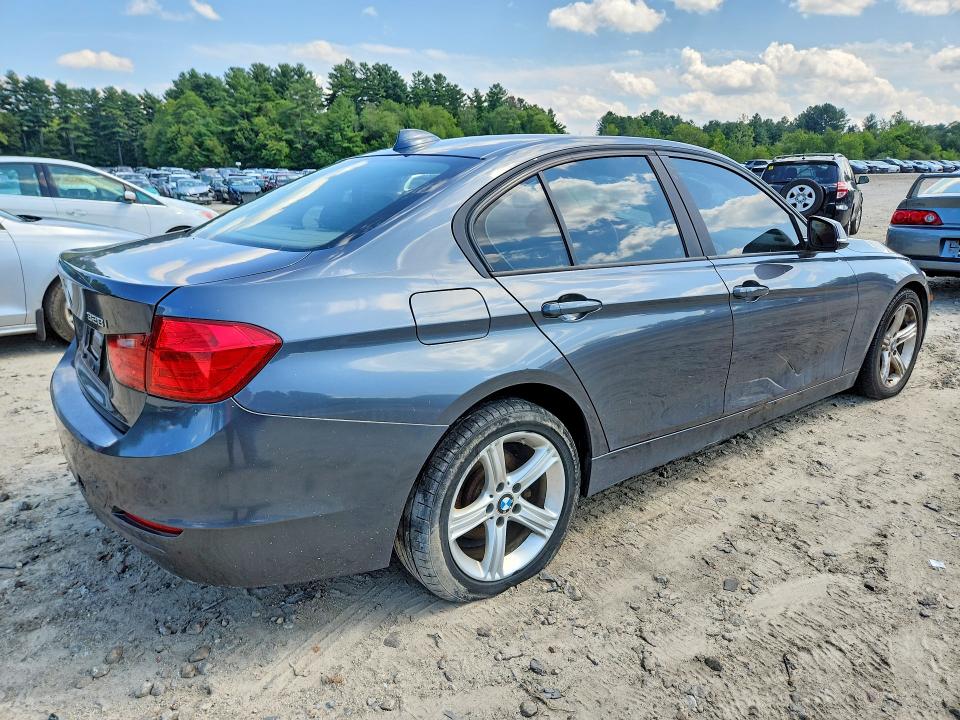 صورة رقم 3 من المزاد - 2014 BMW 328 مع VIN WBA3B5G51ENS06683
