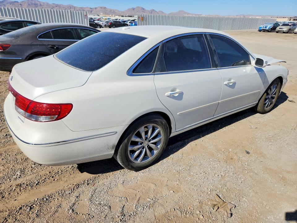 Photo 3 from auction – 2008 HYUNDAI AZERA with VIN KMHFC46FX8A309240