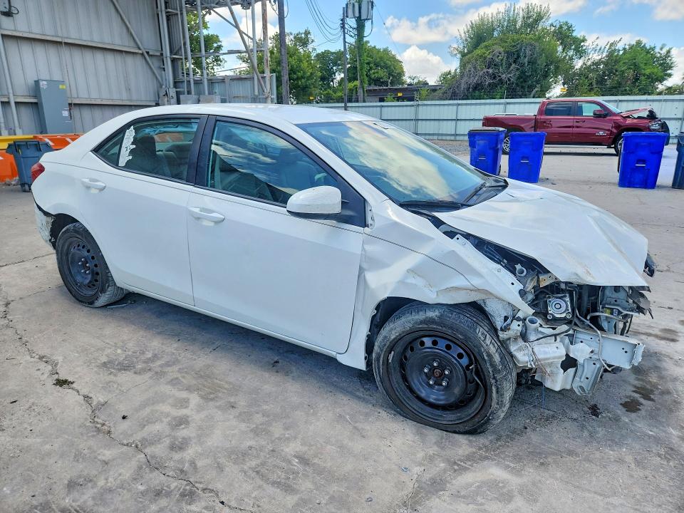 Photo 4 from auction – 2017 TOYOTA COROLLA with VIN 2T1BURHE6HC778306