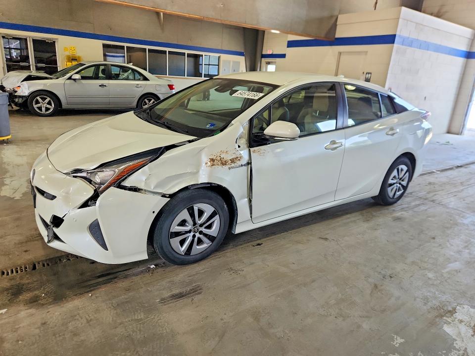TOYOTA PRIUS 2017 with VIN JTDKBRFU0H3559401 - Photo from auction