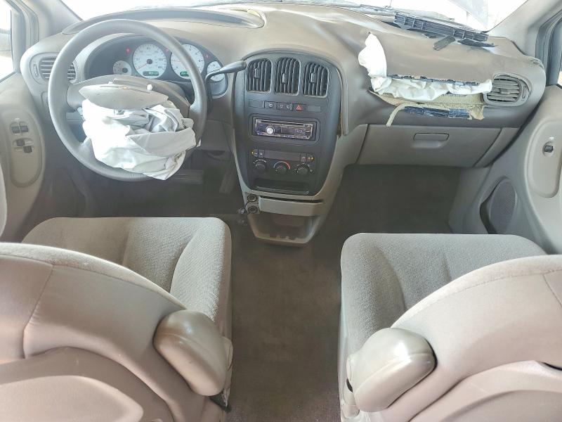 Photo 8 from auction – 2003 CHRYSLER VOYAGER with VIN 1C4GJ45343B268581