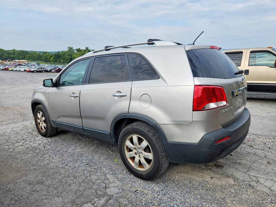 Photo 2 from auction – 2013 KIA SORENTO with VIN 5XYKT3A6XDG319751